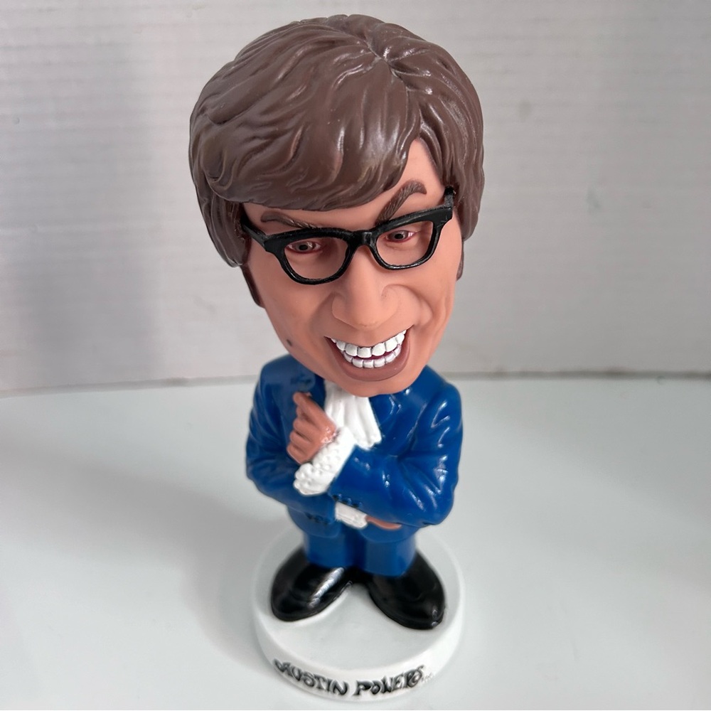 Vintage 1998 Austin Powers Wacky Wobbler Funko